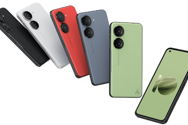 Asus tulee jatkossakin tarjoamaan pienikokoista Zenfone-puhelinta