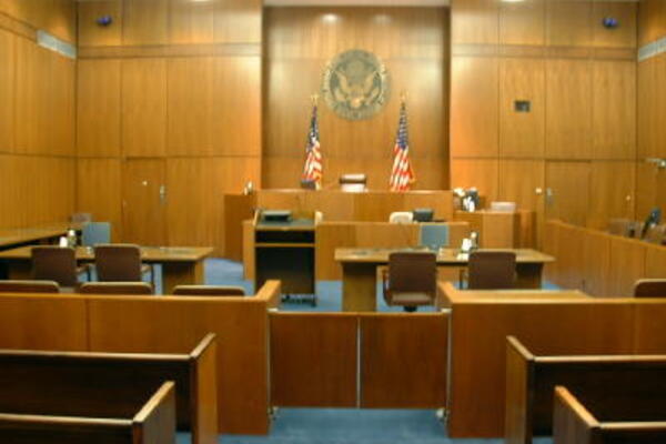 Apple, Samsung battle reaches 50 lawsuits