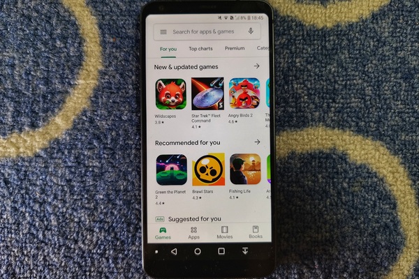 Google tarkastaa uusia sovelluksia kolme päivää ennen julkaisua Google Play-sovelluskaupassa