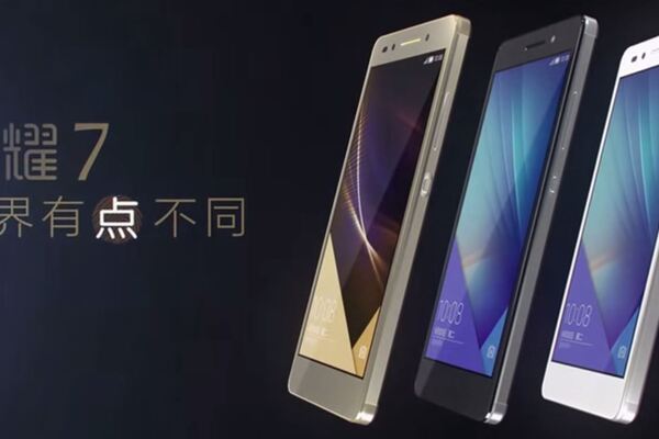 Uudessa Huawei Honor 7:ssä on monitoiminen sormenjälkilukija
