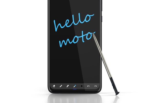 Motorolan stylus-kynällä varustettu Moto G Pro -puhelin saapuu Suomeen 329 euron hinnalla