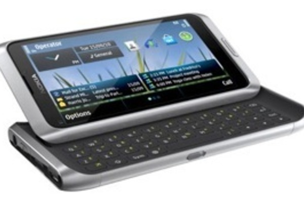 Nokia E7:lle ilmestyi ohjelmistopäivitys