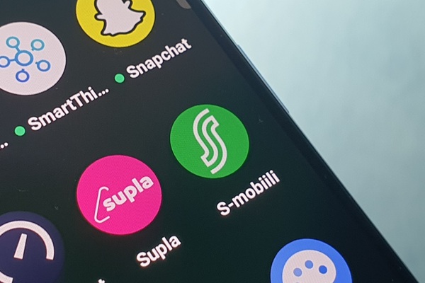 S-mobiili on tällä hetkellä rikki - väittää Android-puhelimen käyttöjärjestelmän olevan muokattu