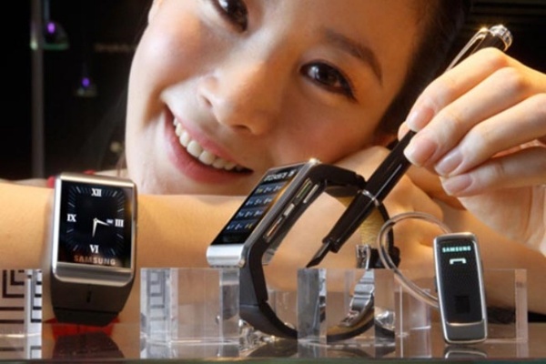 Samsung-pomo vahvisti: älykello Galaxy Gear tulee 4. syyskuuta