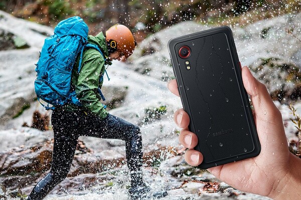 Samsungilta kovien olosuhteiden Galaxy XCover 5 -puhelin