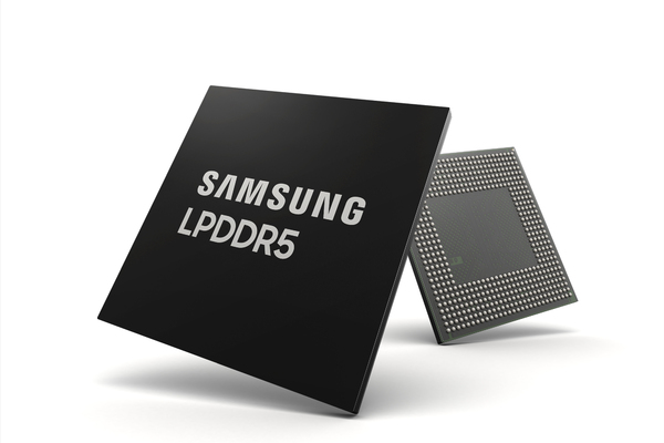 Menevätkö älypuhelimet jo läppäreiden ohi? Samsung esitteli 16 gigatavun muistin