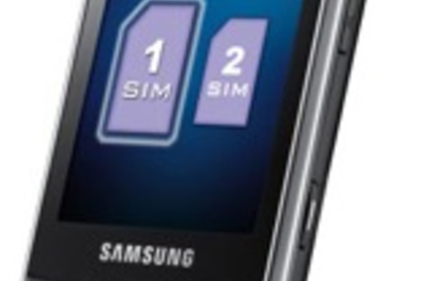 Samsung B7722 -kaksois-SIM-puhelin Suomeen