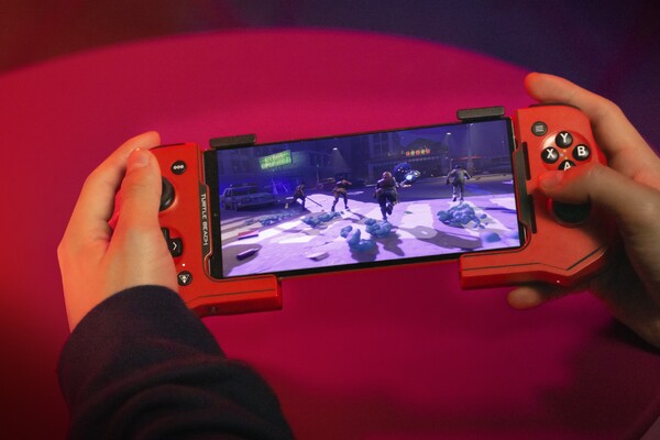 Turtle Beachin peliohjain on yhteensopiva lähes kaikkien Android-puhelimien kanssa