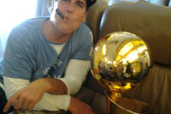 Mark Cuban: Lumia 920 'crushes' latest iPhone