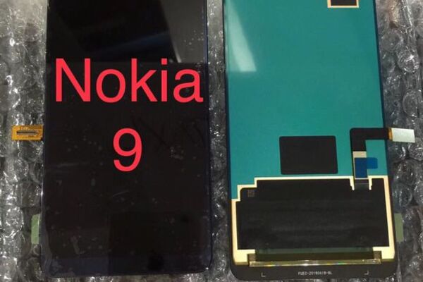 Uusi vuotokuva: Nokia 9:n ja X7:n etupaneelit