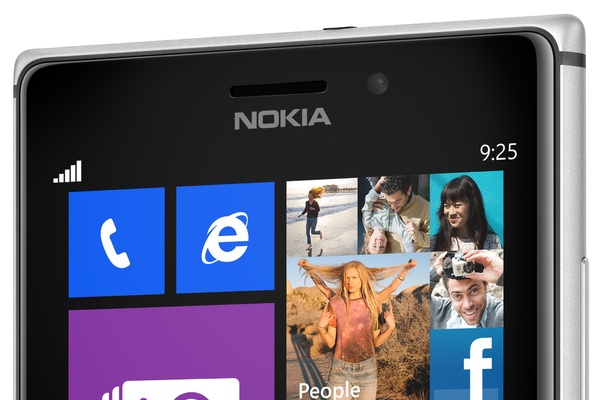 Tästä syystä Lumia 925:n näyttö on esikuva