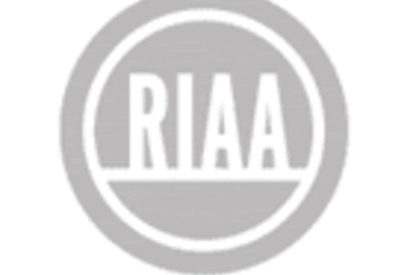 File sharing 'contained' says RIAA chief