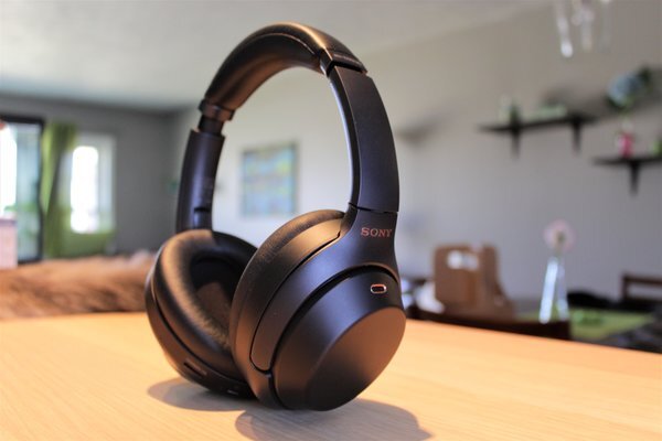 Arvostelussa Sony WH 1000XM3 vastamelukuulokkeet AfterDawn Sony Headphones Connect sovellus Bluetooth kuulokkeille
